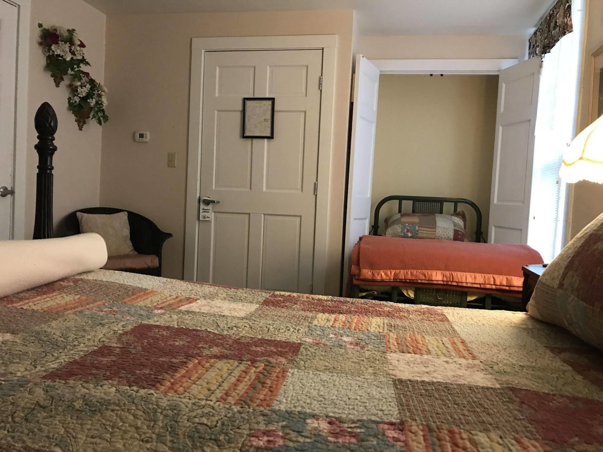 The Brewster Inn Dexter المظهر الخارجي الصورة